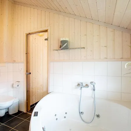 2 House B 92 Дом отдыха *